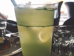 -UNI UNI(环亚凯瑟琳店)