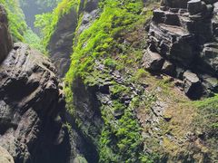 -龙水峡地缝景区
