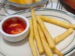 -菲滋意式餐厅(富阳东方茂店)