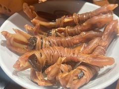 -琥珀老六龙虾(四里河店)