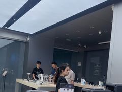 -DJI大疆(深圳华强北曼哈授权体验店)