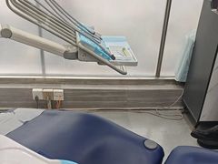 -上海仁爱医院口腔科 · 种植