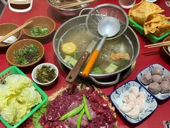 -潮汕·草根牛肉档(城市集市上海荟聚店)