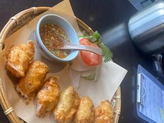 -大头虾越式风味餐厅(光明广场店)