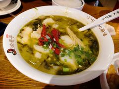 -渝是乎酸菜鱼·川渝小炒(新世界百货望京店)