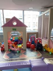 -孩子王(昆山招商花园城店)