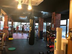 -GYMPLUS私教健身会馆(大悦城店)