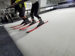 -SNOW51城市滑雪(万象城店)