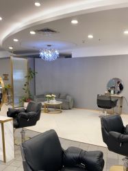 点击看大图 -八佰伴8008星级形象店