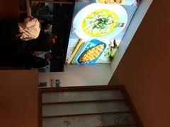 -蜜桃餐厅·伴山(绿宝广场店)