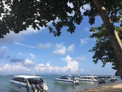 -卡马拉海滩