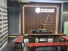 -丁俊晖台球俱乐部(海上海·弘基休闲广场店)