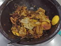 -屯老二农家铁锅炖·行业领军者(梅江店)