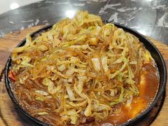 -九妹农家大铁锅东北菜(江湾店)