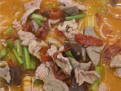 -粉小主·贵州酸汤牛肉粉(南京仙林金鹰店)