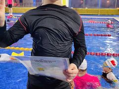 -鲨鱼游泳培训中心