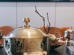 -鼎泰亨·海鲜牛肉餐厅(滨江店)