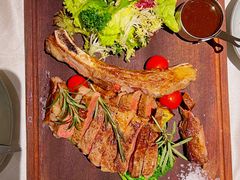 -Mark&Mars Restaurant