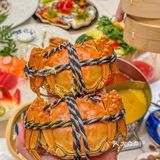 黄金大闸蟹 🦀️帅哥帮你剥🎗快来京彩吃火锅！