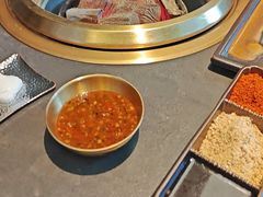 -铭牛烧肉·和牛海鲜自助(高新月牙湖店)