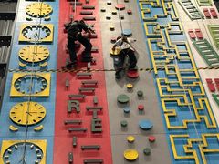 -极限PLAY运动娱乐新世界·团建派对表演休闲馆·室内高空游乐园