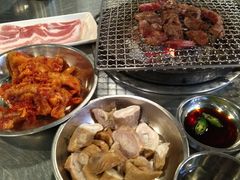 -釜山火炉·海鲜烤肉(紫藤路店)