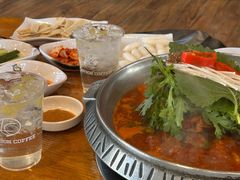 -喇喇排骨火锅·传统韩式脊骨汤(望京西园总店)