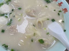 鱼汤馄饨-刘长兴(卫岗店)