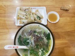 -小姜锅贴(凤凰街店)