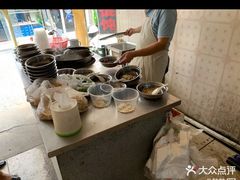 -荣巷小馄饨(荣巷店)