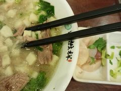 优质羊肉泡馍-同胜祥清真新豫菜(杜岭街店)