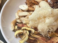 -黔蘑菇四季餐厅(观山湖店)