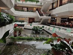 -广东大厦酒店(广州北京路步行街纪念堂地铁站店)