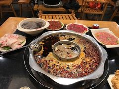 -锅首鲜品火锅(鸳鸯店)