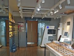 -瑞司视光眼镜·蔡司战略合作眼镜店(新街口店)