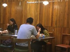 大堂-胡须佬鸡煲四季火锅店(石厦西村直营店)
