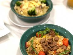 -丽莎沙拉轻食餐厅(国贸店)