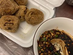 -王万妈卤猪脚(青岩交通路)