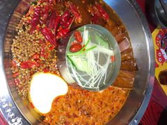 -谭鸭血老火锅(远大购物广场店)