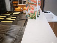 面团和已经做好的吐司-爸爸糖手工吐司(贵阳花果园购物中心店)