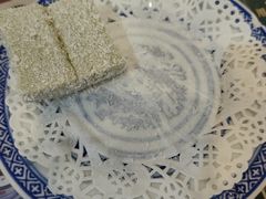 -广信牛奶甜品世家(台东店)