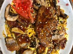 -POKEE VIA&Brunch·维娅(重庆来福士店)