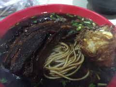 大肉面-小龙大肉面馆