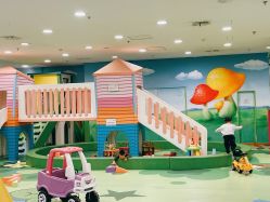 -孩子王童乐园(唐山万达广场店)