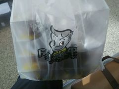 -周黑鸭(武汉天河国际机场五店)