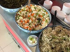免费咸菜-闫家驴肉老店(华电一校店)
