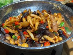 -八碗湘长沙市井菜(坡子街店)