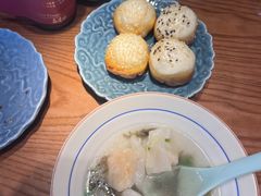 虾肉小馄炖-鑫震源·苏式大虾生煎(山塘街店)