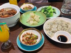 -湖畔鲁菜·二十年老字号餐厅(大明湖店)