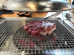 五花肉-肉甲韩国木炭烤肉(新壹街1店)